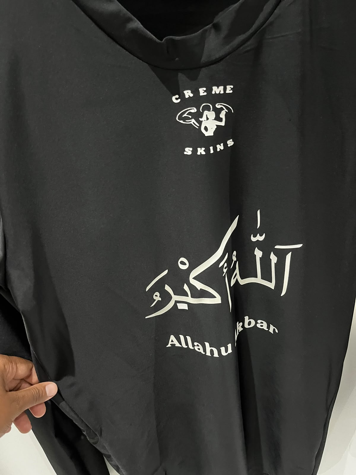Arabic script + English